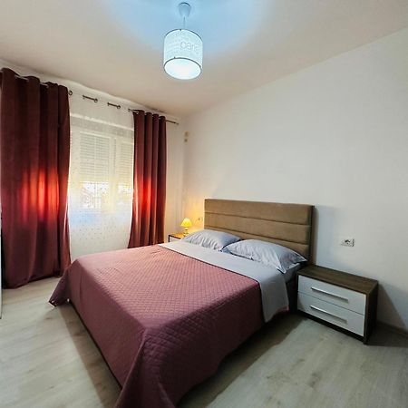 Grace'S Centre Apartment Shkodër Exteriér fotografie