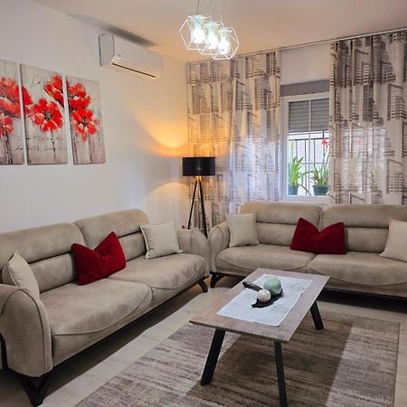 Grace'S Centre Apartment Shkodër Exteriér fotografie